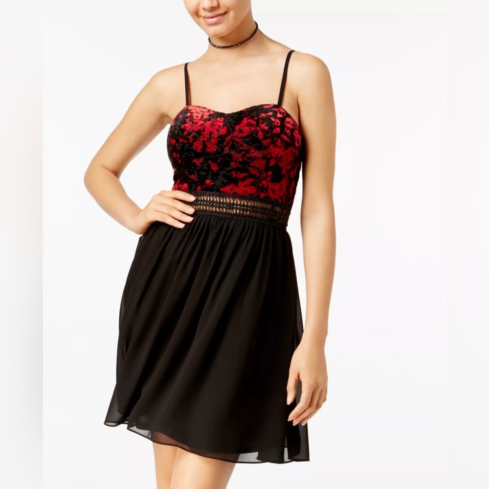 Bcx Juniors Velvet Chiffon Sweetheart Dress